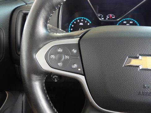 Used 2019 Chevrolet Colorado 4x4 Crew Cab LT image 7