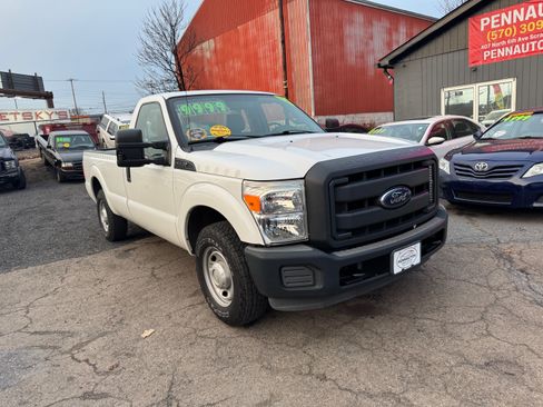 Used 2013 Ford F250 image 2