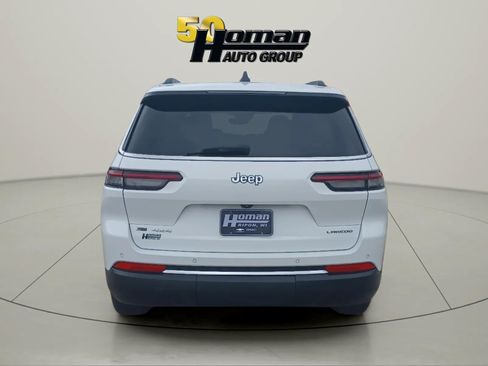 Used 2022 Jeep Grand Cherokee L 4WD Laredo image 4