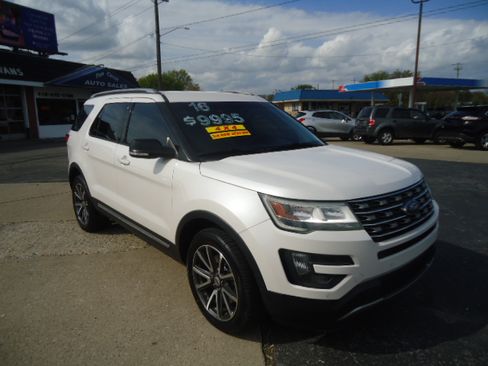 Used 2016 Ford Explorer 4WD XLT image 16