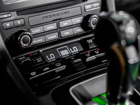 Used 2019 Porsche 911 GT3 RS image 23