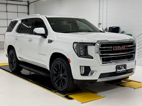 Used 2021 GMC Yukon 2WD SLT image 3