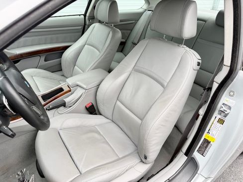 Used 2007 BMW 335i image 12