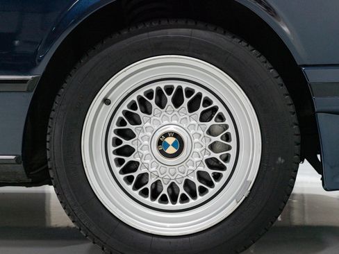 Used 1988 BMW M6 image 16