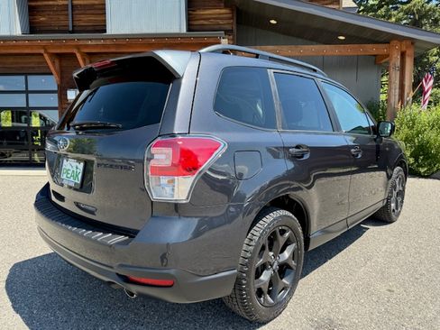 Used 2018 Subaru Forester 2.5i Premium image 5