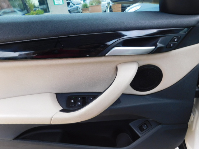 Used 2019 BMW X1 sDrive28i FWD image 13