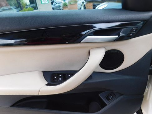 Used 2019 BMW X1 sDrive28i FWD image 13