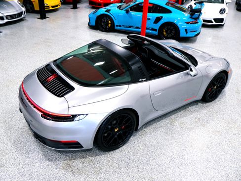 Used 2021 Porsche 911 Targa 4S image 7