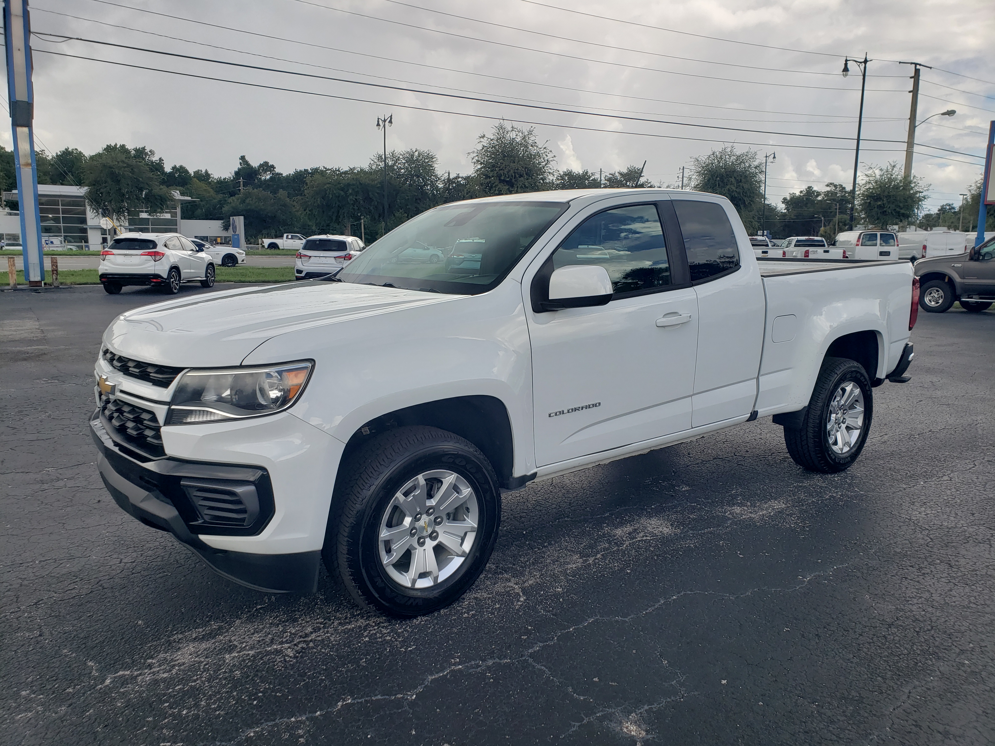 Used 2022 Chevrolet Colorado 2WD Extended Cab LT image 1