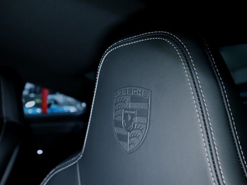 Used 2024 Porsche 911 Carrera 4S image 23