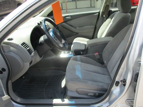 Used 2009 Nissan Altima S FWD image 14