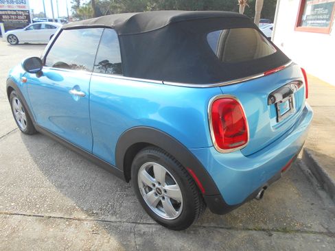 Used 2019 MINI Cooper image 5