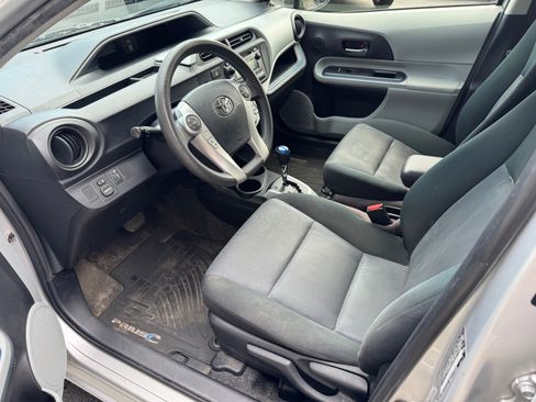 Used 2012 Toyota Prius C Two Hatchback 4D FWD image 4