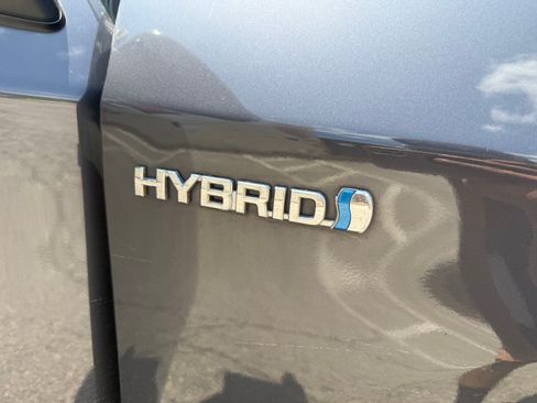 Used 2015 Toyota Prius Two FWD image 21