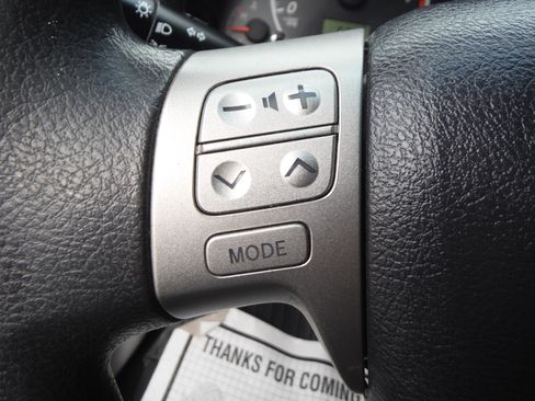 Used 2012 Toyota Corolla LE image 15