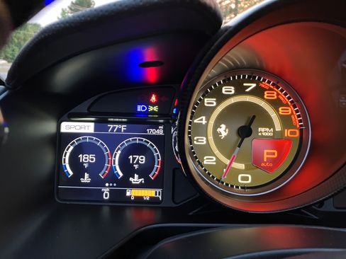 Used 2019 Ferrari Portofino UNAVAIL RWD image 15