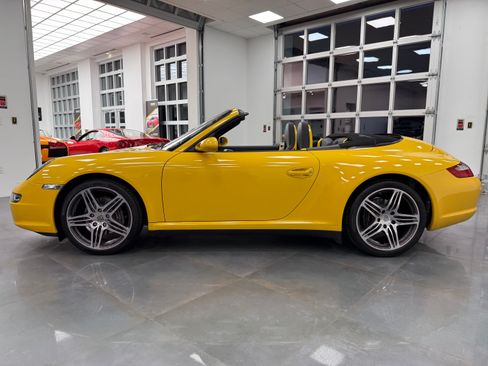 Used 2008 Porsche 911 Carrera 4 image 9