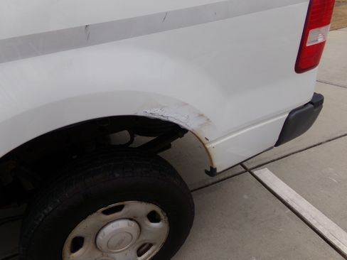 Used 2005 Ford F150 XLT AWD/4WD image 9