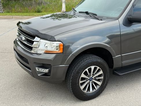 Used 2016 Ford Expedition 2WD image 24