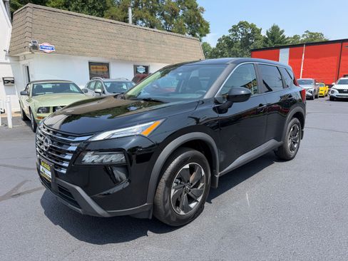 Used 2026 Nissan Rogue AWD SV image 20
