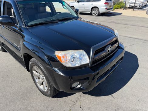 Used 2007 Toyota 4Runner Limited image 14