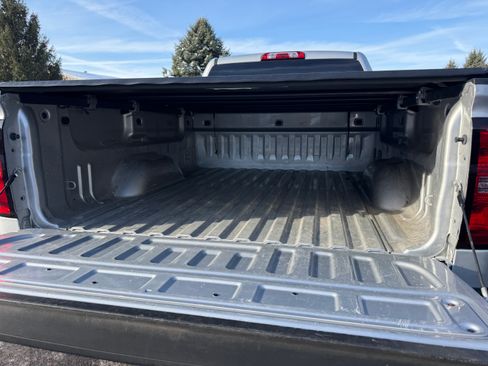 Used 2015 Chevrolet Silverado 1500 LT Z71 image 5