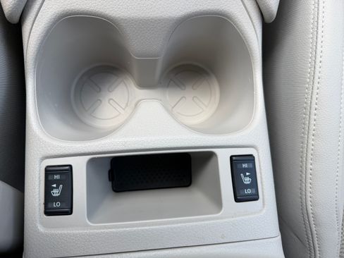 Used 2022 Nissan Rogue Sport AWD SV image 11