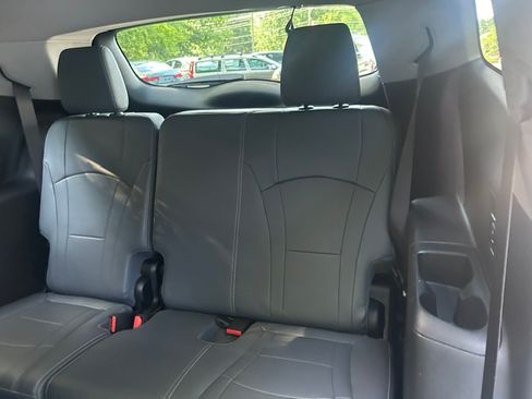Used 2018 Buick Enclave FWD Premium image 24