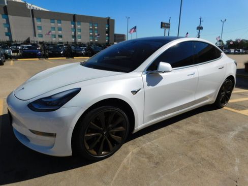 Used 2020 Tesla Model 3 Performance image 4