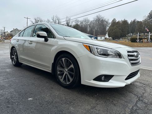 Used 2017 Subaru Legacy 2.5i Limited image 5