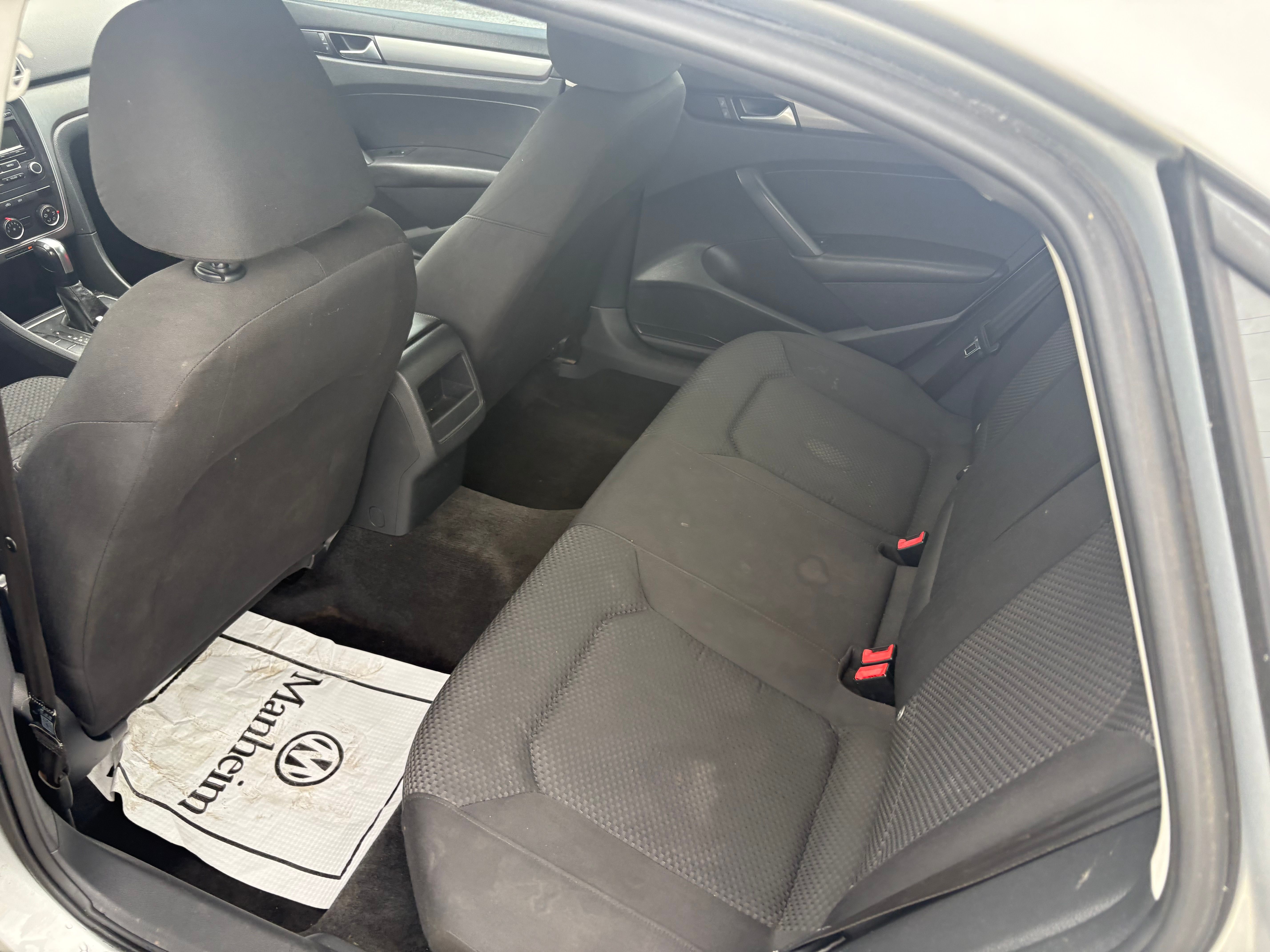 Used 2015 Volkswagen Passat 1.8T FWD image 7