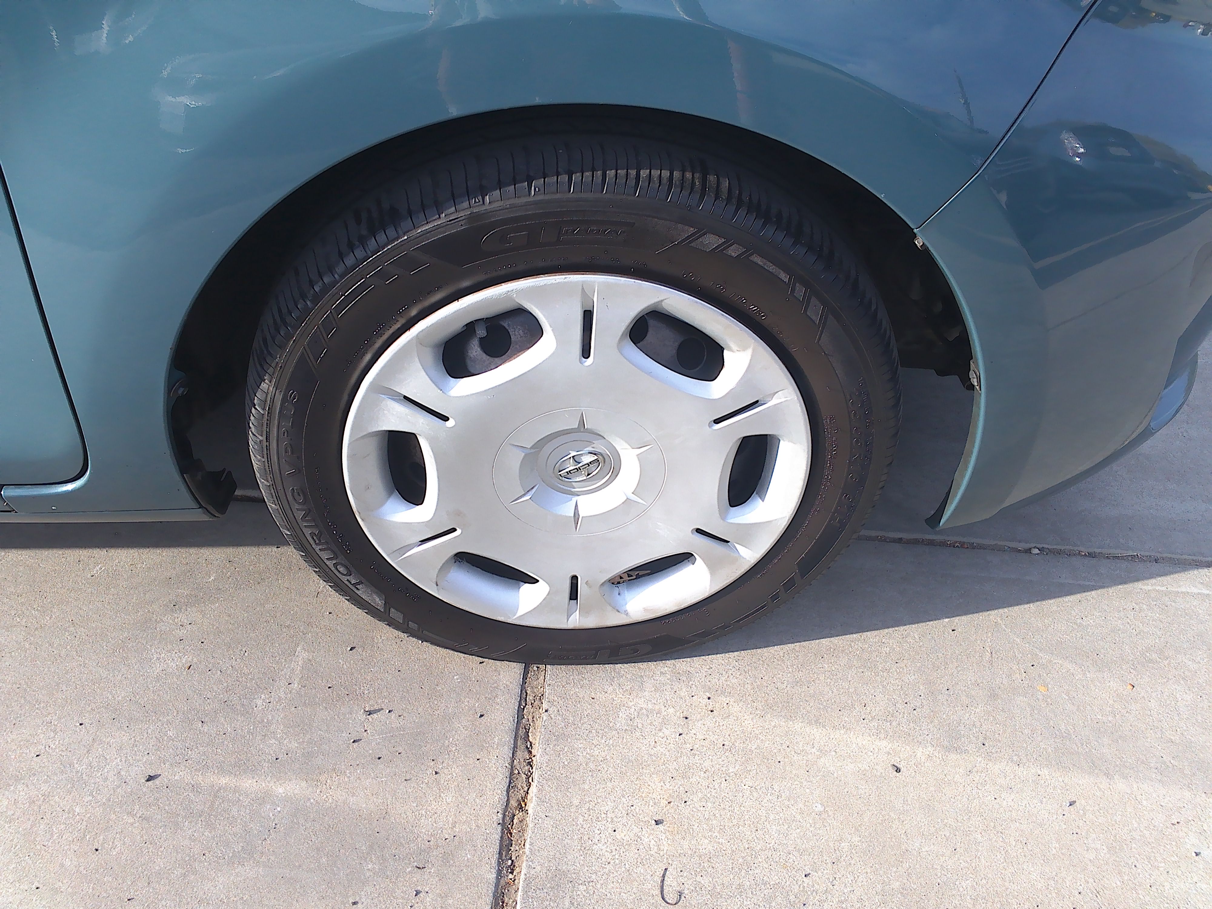 Used 2008 Scion xB FWD image 33