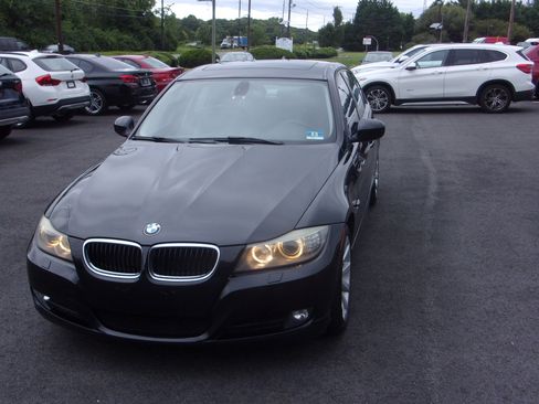 Used 2011 BMW 328i xDrive Sedan AWD/4WD image 18