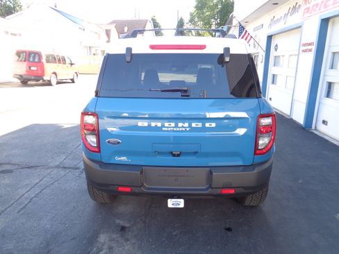 Used 2023 Ford Bronco Sport Heritage Limited image 9