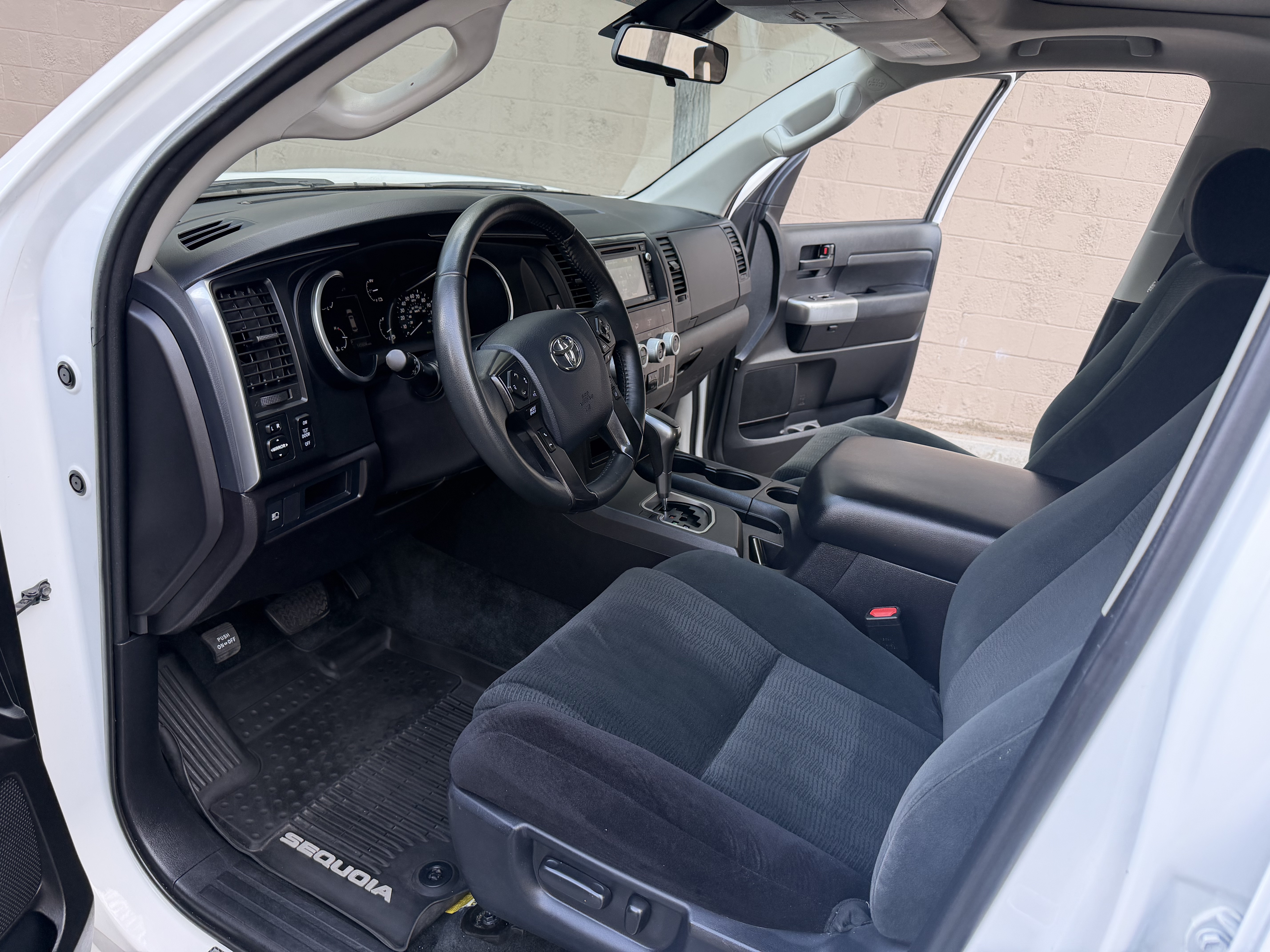 Used 2018 Toyota Sequoia TRD Sport AWD/4WD image 25