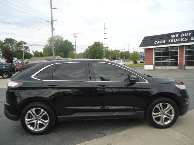 Used 2017 Ford Edge FWD Titanium image 10