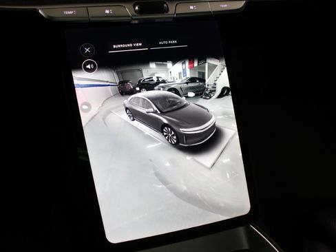 Used 2023 Lucid Air Grand Touring image 32