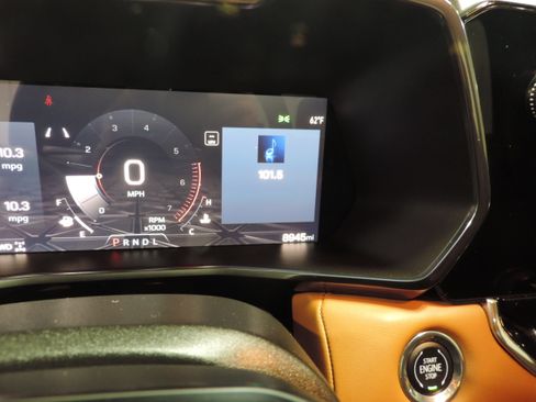 Used 2024 GMC Canyon AT4 image 41