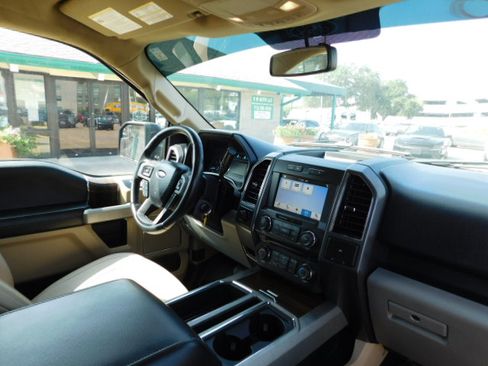 Used 2018 Ford F150 4x4 SuperCrew image 24