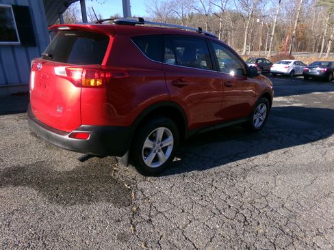 Used 2013 Toyota RAV4 XLE image 5