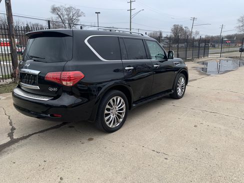 Used 2015 INFINITI QX80 Luxe image 8