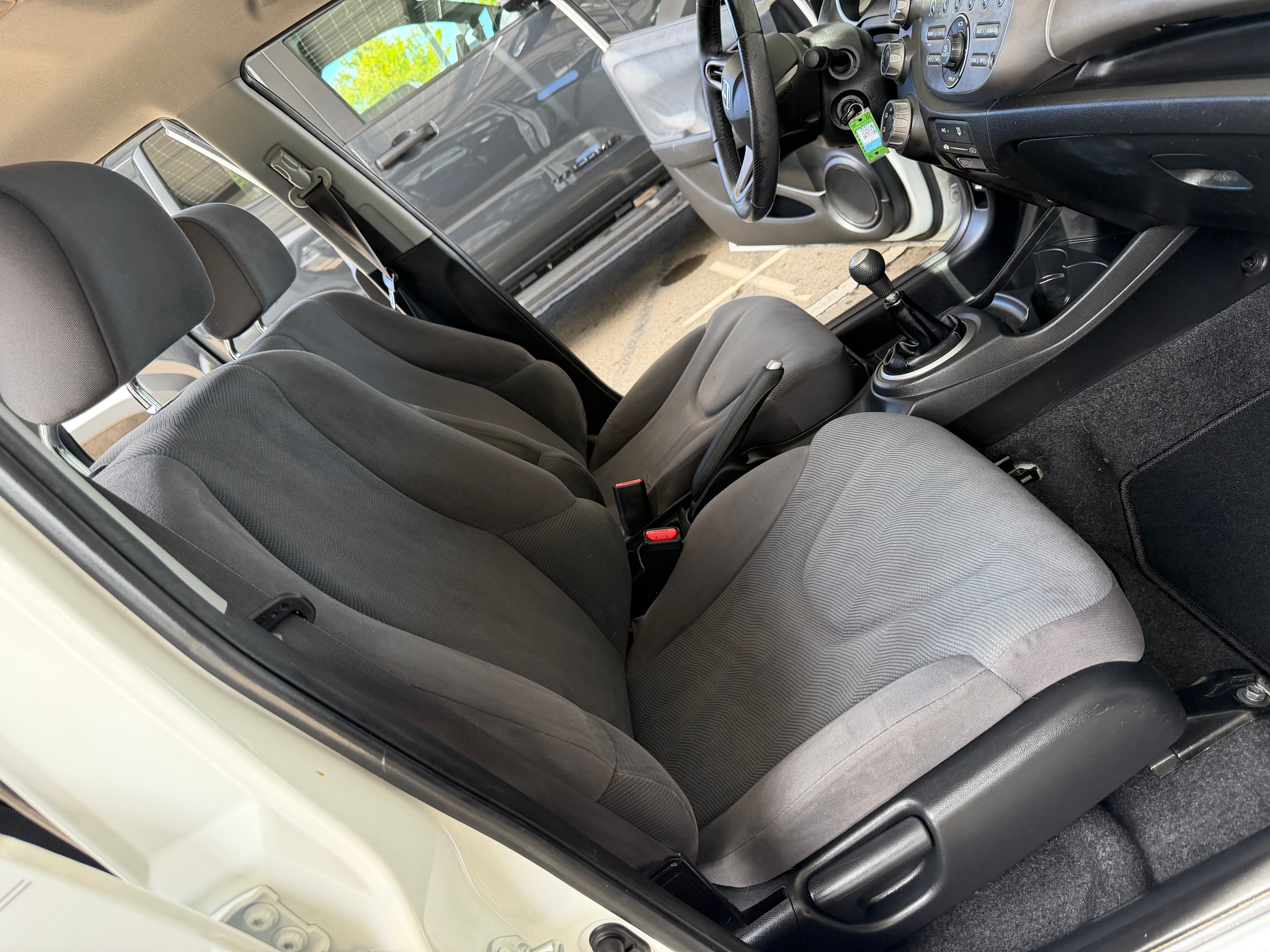 Used 2011 Honda Fit UNAVAIL image 26