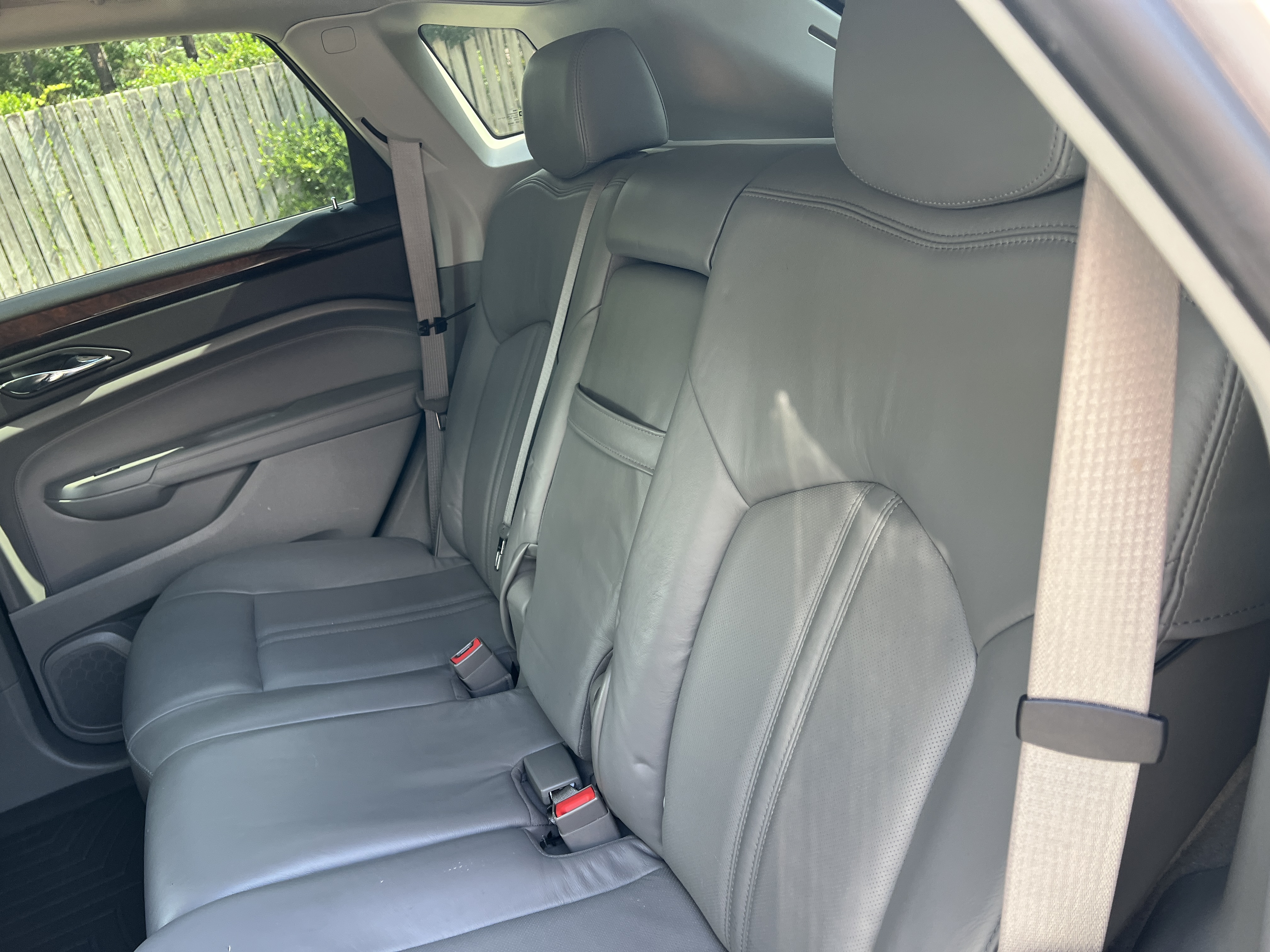 Used 2010 Cadillac SRX AWD Performance image 13