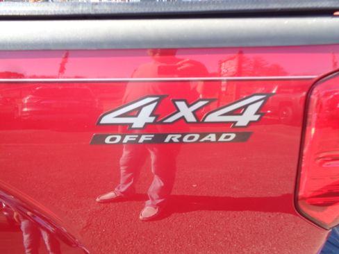 Used 2008 Nissan Frontier SE image 19