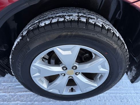 Used 2014 Subaru Forester 2.5i Limited image 22