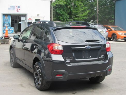 Used 2015 Subaru XV Crosstrek 2.0i Premium AWD/4WD image 5