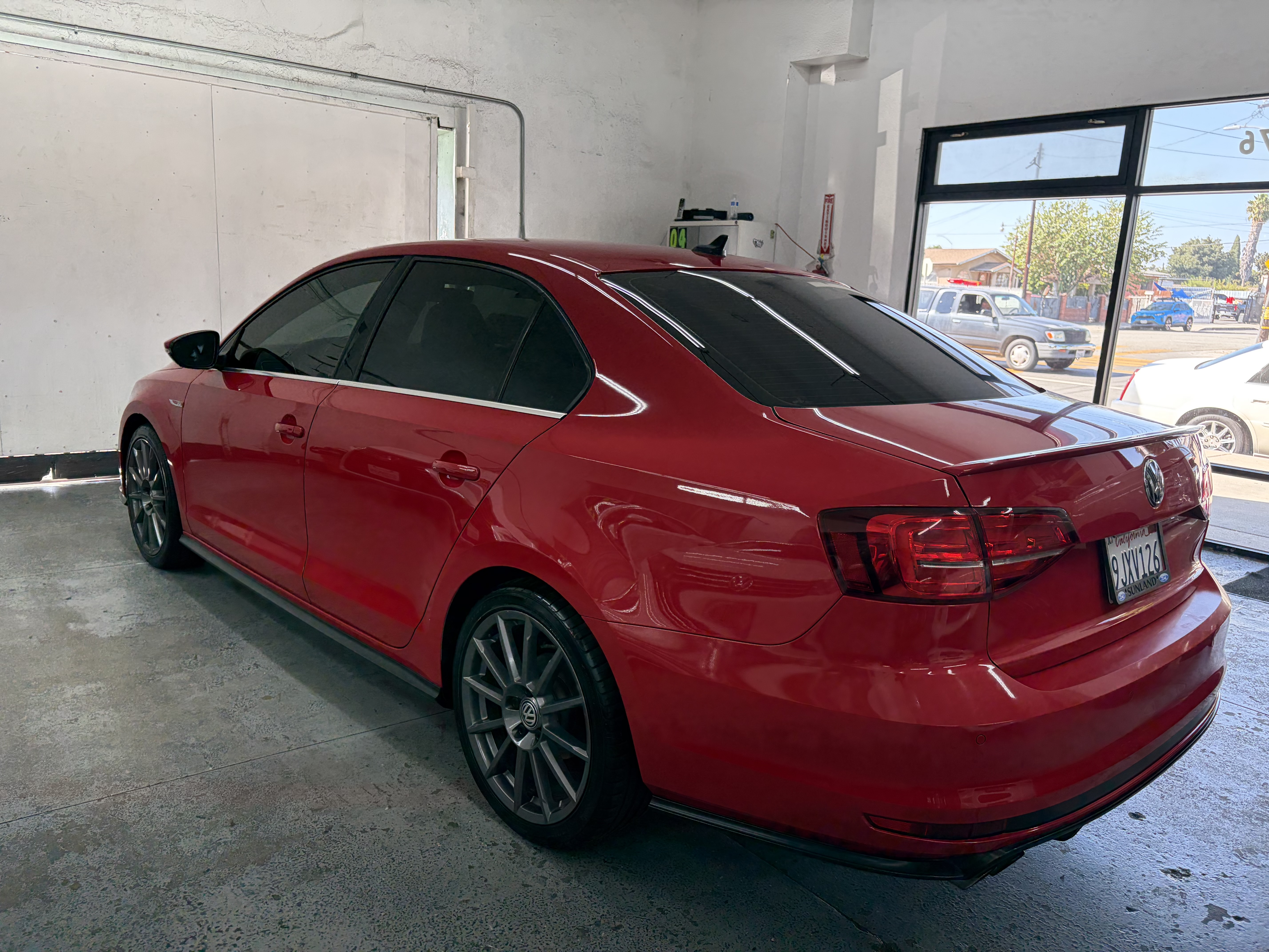 Used 2017 Volkswagen Jetta GLI SE Sedan FWD image 5