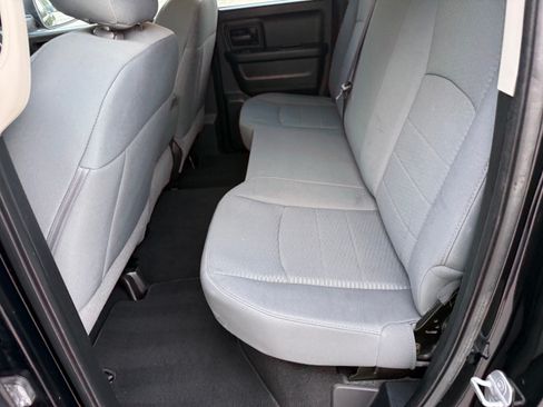 Used 2014 RAM 1500 ST RWD image 91
