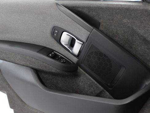 Used 2017 BMW i3 image 16