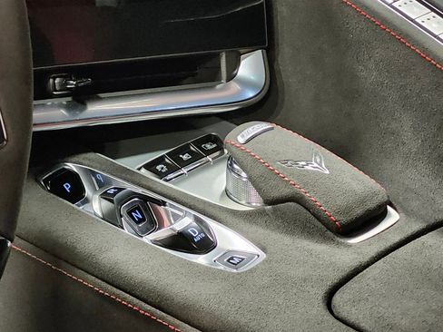 Used 2023 Chevrolet Corvette Z06 w/ Z07 Performance Package image 23